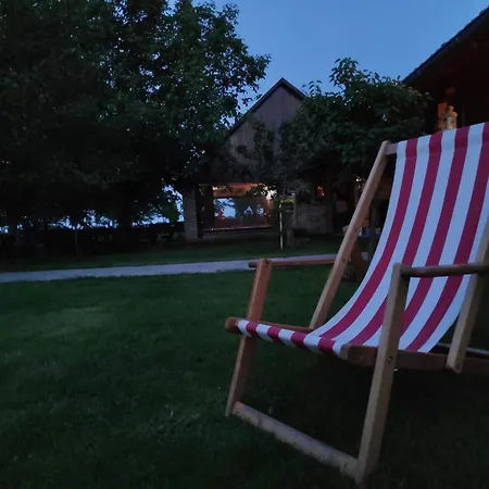 Brkin Salas Alloggio per agriturismo Cenej