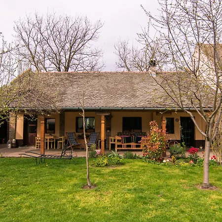 Brkin Salas Alloggio per agriturismo Cenej